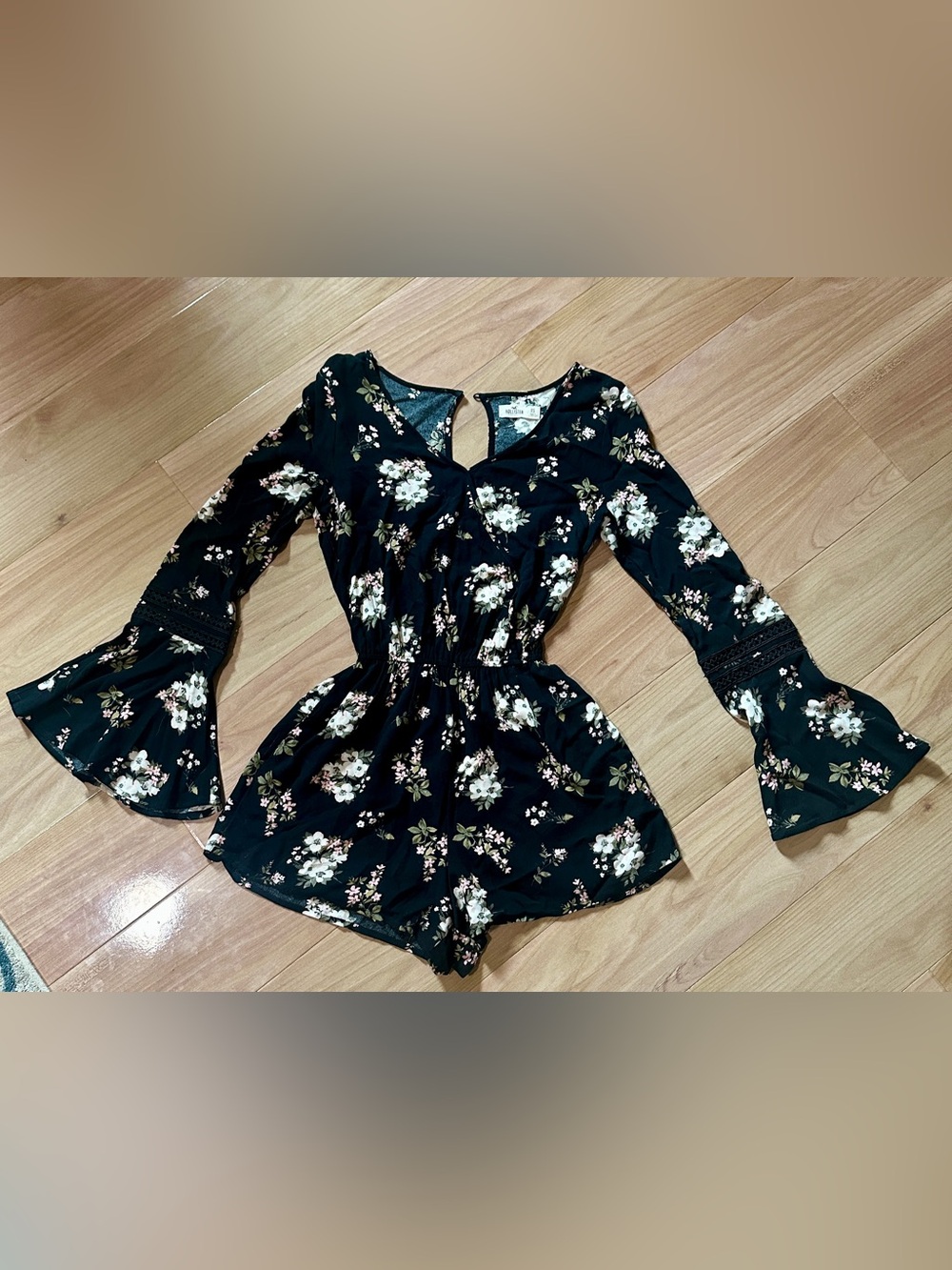 Hollister XS Black Floral Long-Sleeve Romper
